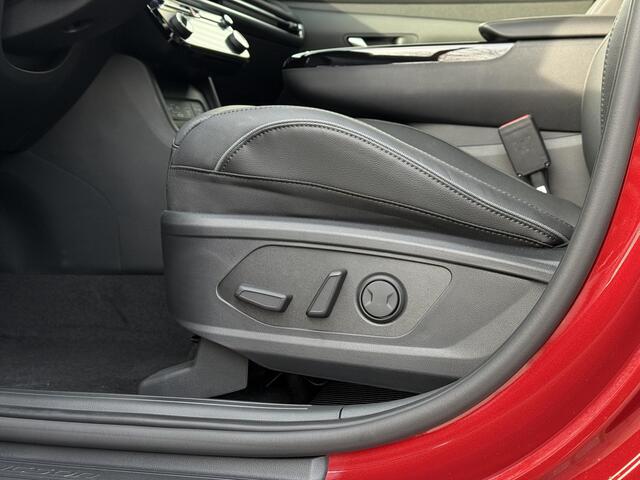 Hyundai TUCSON 1.6 T-GDI PHEV Premium / 4000 Voordeel / Zwart Leder / Navigatie / 360 Camera / Memory Seat / Stoelverkoeling / Stoelverwarming Voor + Achter / Stuurverwarming / KRELL Audio /