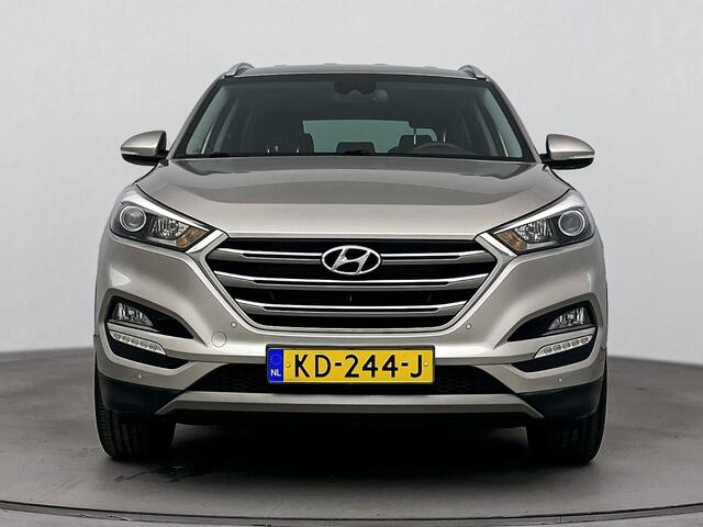 Hyundai TUCSON 1.6 GDi Comfort Navigatie | Stoel verwarming voor en achter | Parkeersensoren voor en achter | achteruitrijcamera |
