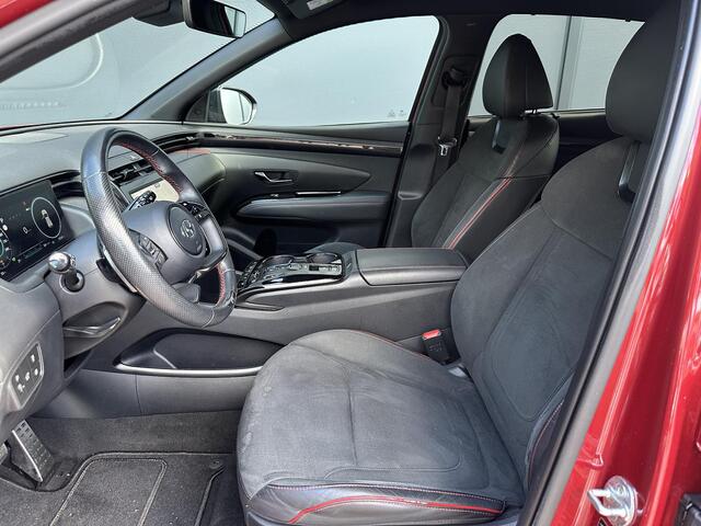 Hyundai TUCSON 1.6 T-GDI PHEV N Line 4WD / tot 10-2026 Fabrieksgarantie / Dealer onderhouden / Trekgewicht 1.350 Kg / Accu SoH 100% / Camera / Adaptief CC / Stuur- en Stoelverwarming / Elektrische klep / Apple Carplay Android Auto /