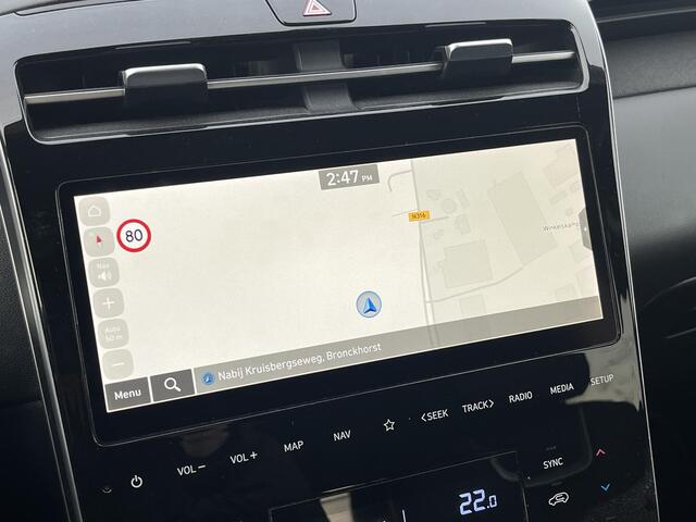 Hyundai TUCSON 1.6 T-GDI PHEV Premium 4WD / Trekhaak (Trekgewicht 1.350kg) / 360° Camera / Adaptieve Cruise Control / Stuur- en Stoelverwarming voor en achter / Stoelverkoeling / Apple Carplay & Android Auto / Keyless Entry & Start / Navigatie full map / Elektrisch Vers