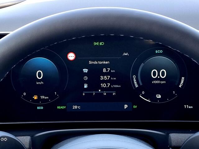 Hyundai TUCSON 1.6 T-GDI PHEV Comfort Smart / Adaptieve Cruise Control / Navigatie / NL Auto / 5 jaar fabrieksgarantie / Stoel & Stuurwiel verwarming / Automatische achterklep /