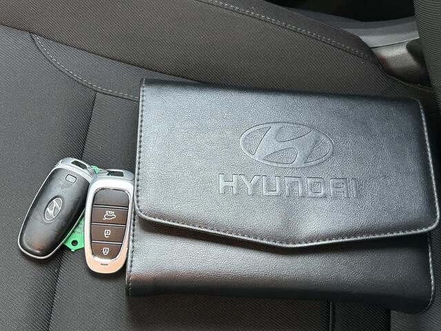 Hyundai TUCSON 1.6 HEV Comfort / Trekhaak (1650KG Trekgewicht / Adaptief Cruise Control / Achteruitrijcamera / Stoelverwarming / Apple Carplay & Android Auto / Climate Control / Navigatie /