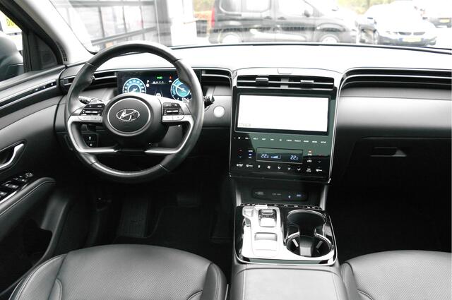 Hyundai TUCSON 1.6 T-GDI PHEV Premium Sky 4WD | NL-Auto | Pano | Leder | Stuur + Stoelverwarming