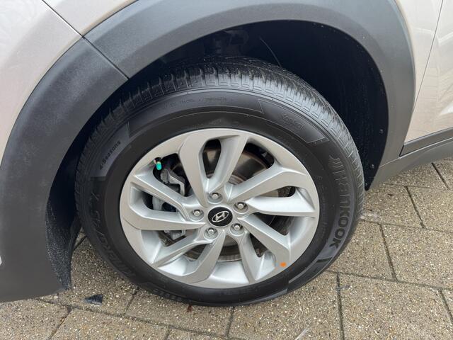 Hyundai TUCSON 1.6 T-GDi 4WD Trekhaak Camera Beurt Automaat