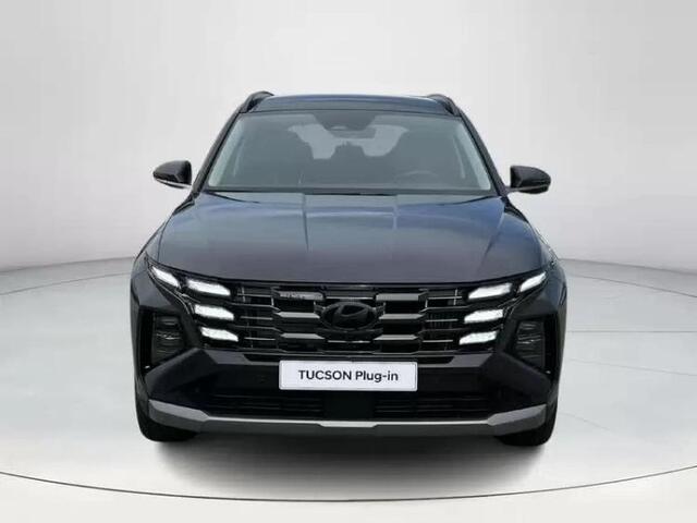 Hyundai TUCSON 1.6 T-GDI PHEV Premium | Uit voorraad leverbaar! | Stoel en stuurverwarming | 360 graden camera | elektrische achterklep | Elektrisch verstelbare bestuurderstoel incl. geheugen | 2e zitrij bankverwarming |