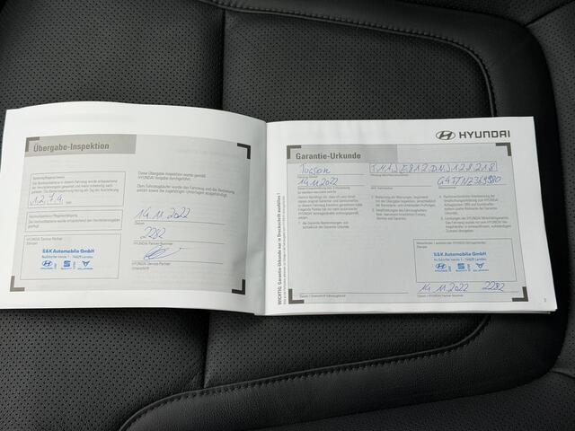 Hyundai TUCSON 1.6 T-GDI PHEV Premium Sky 4WD / Dealer Onderhouden / Panoramadak / Standkachel / 360 Camera / Adaptieve Cruise / Apple Carplay & Android Auto / Navigatie / Stoel Verwarming / Stuurwiel Verwarming / Stoel Verkoeling / Elektr. Stoelen / Dodehoek detectie /