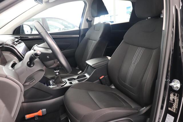 Hyundai TUCSON 1.6 T-GDI MHEV Comfort | Adaptieve cruise | Camera | Trekhaak | Climate control | AppleCarplay AndroidAuto |