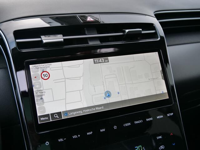 Hyundai TUCSON 1.6 T-GDI PHEV Premium Sky 4WD Automaat Trekhaak / Leder / Stoelverwarming