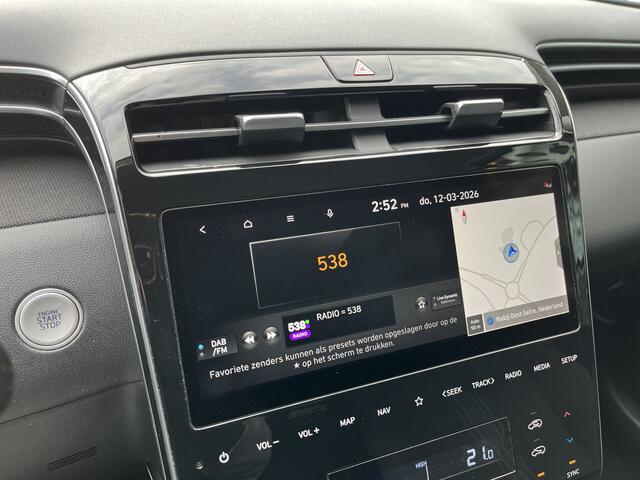 Hyundai TUCSON 1.6 T-GDI MHEV Comfort Smart | AUTOMAAT | CAM | CARPLAY | LANE ASIST | NAVI | PDC V&A | STUUR/STOELVERW. | TREKHAAK