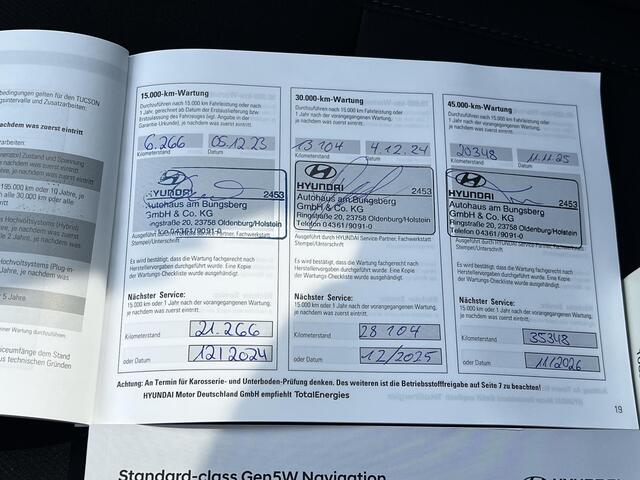 Hyundai TUCSON 1.6 T-GDI PHEV Comfort 4WD Automaat / Dealer onderhouden / Weinig km / EAER 62 km / Elektrische klep / 1.350 kg trekgewicht / Adaptieve CC / Navigatie / Apple Carplay Android / 19" LM wielen /