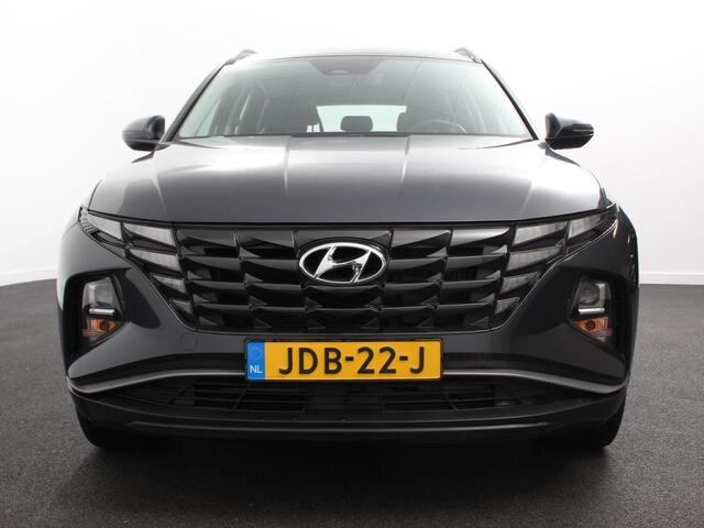 Hyundai TUCSON 1.6 T-GDI PHEV Comfort 4WD Climate control Cruise control Parkeersensoren achter Achteruitrij camera Navigatie LED Apple Carplay/ Android Auto