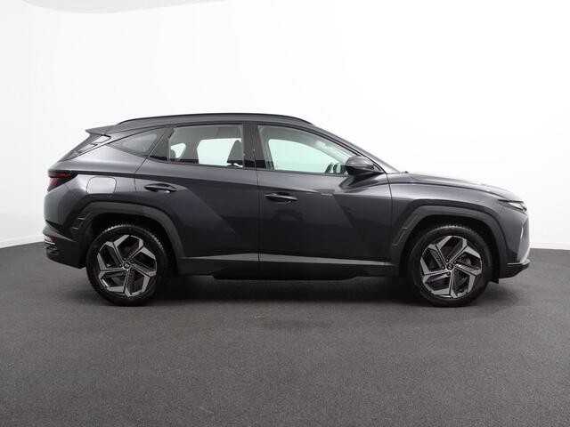 Hyundai TUCSON 1.6 T-GDI PHEV Comfort 4WD Climate control Cruise control Parkeersensoren achter Achteruitrij camera Navigatie LED Apple Carplay/ Android Auto