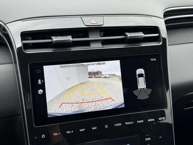Hyundai TUCSON 1.6 T-GDI PHEV 265pk Comfort 4WD Automaat / Afnb. Trekhaak / Dealer Onderhouden / Trekgewicht 1350 Kg / ACC / Navigatie / Camera / Stoelverwarming / Stuurwiel Verwarming / Apple Carplay Android / Dodehoek Detectie / Dodehoek Detectie /