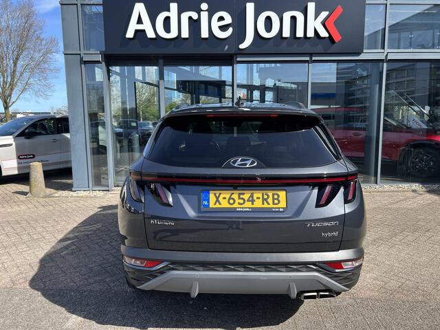 Hyundai TUCSON 1.6 T-GDI HEV Premium AUTOMAAT | FULL HYBRID | 360gr CAMERA | LEDER | EL.A.KLEP | NAVIGATIE | STOEL VERWARMING | STOEL VENTILATIE | STUUR VERWARMING | SET WINTERWIELEN | NED. AUTO | 1e EIGENAAR |