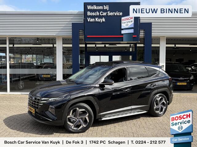Hyundai TUCSON 1.6 T-GDI PHEV Premium Sky 4WD / Automaat / NL-Auto / Vol-Leder / Open-Panodak / Adaptieve Cruise-Control / Stoelverwarming V+A / Stoelverkoeling / Stuurverwarming / Elektr.-Verstelbare Stoelen met Geheugen / Premium Krell-Audio / Elektr.-Achterklep / App
