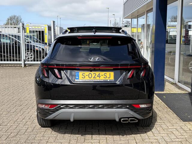 Hyundai TUCSON 1.6 T-GDI PHEV Premium Sky 4WD / Automaat / NL-Auto / Vol-Leder / Open-Panodak / Adaptieve Cruise-Control / Stoelverwarming V+A / Stoelverkoeling / Stuurverwarming / Elektr.-Verstelbare Stoelen met Geheugen / Premium Krell-Audio / Elektr.-Achterklep / App
