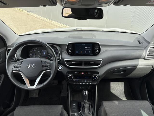 Hyundai TUCSON 1.6 T-GDI / Automaat / Stoel- en Stuurverwarming / All-Season banden/ Volledig onderhouden / Cruise Control / Apple CarPlay/Android Auto /