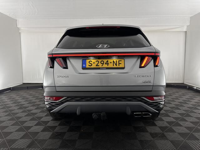 Hyundai TUCSON 1.6 T-GDI HEV Comfort Smart (INCL.BTW) *FULL-LED | ADAPTIVE-CRUISE | HEATED-COMFORTSEATS | KEYLESS | CAMERA | DIGI-COCKPIT | PRIVACY-GLASS | SHIFT-PADDLES | ECC | PDC | 17''ALU*