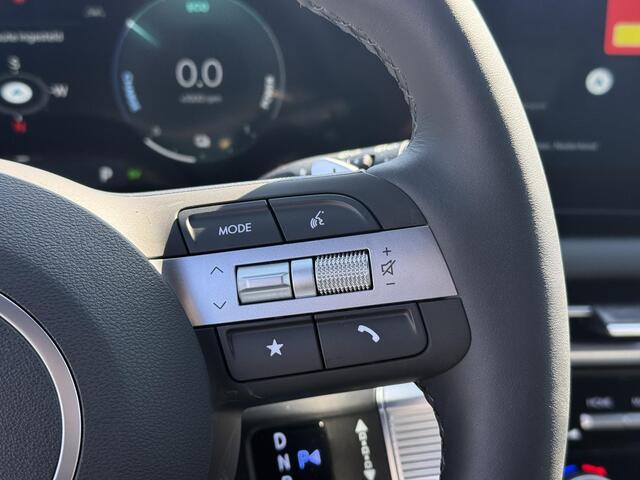 Hyundai TUCSON 1.6 T-GDI HEV Pure Edition / ¤500,- Voordeel / Direct Leverbaar / Stoel+Stuur Verwarming / Achteruitrij Camera / Navigatie / Keyless /