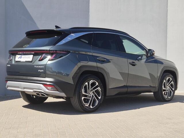 Hyundai TUCSON 1.6 T-GDI PHEV Premium / Facelift Model / Head Up Display / Trekgewicht 1210 kg / Elektrische achterklep / Stuur- & Stoelverwarming / Achteruitrijcamera / Adaptief cruise control / EAER bereik 68 km bereik stad 87 km / Draadloze telefoon lader / Keyless 
