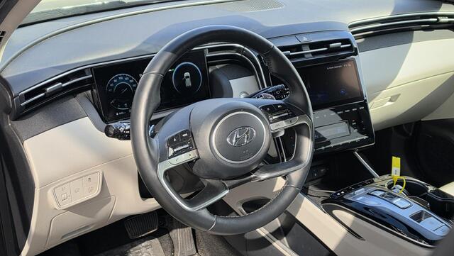 Hyundai TUCSON 1.6 T-GDI HEV Premium Sky | Automaat | Bomvol! | Pano | Stoelverkoeling | Stoel- & stuurverwarming | Carplay | Memory | ACC | 360° camera | Leder