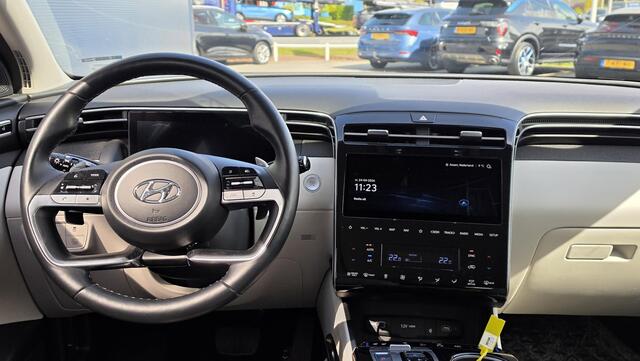 Hyundai TUCSON 1.6 T-GDI HEV Premium Sky | Automaat | Bomvol! | Pano | Stoelverkoeling | Stoel- & stuurverwarming | Carplay | Memory | ACC | 360° camera | Leder