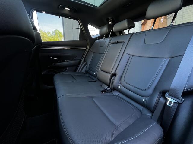 Hyundai TUCSON 1.6 T-GDI HEV Premium Sky | Automaat | 360 Cam. | Panoramadak | Trekhaak