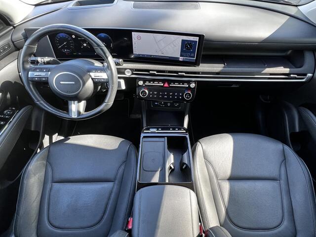 Hyundai TUCSON 1.6 T-GDI HEV Comfort Smart / Nieuw model / Fabrieksgarantie tot 7-2029 / Dealer onderhouden / Navigatie / Stuur- en stoelverwarming / Elektrische klep / Adaptieve CC / 19"LM wielen /