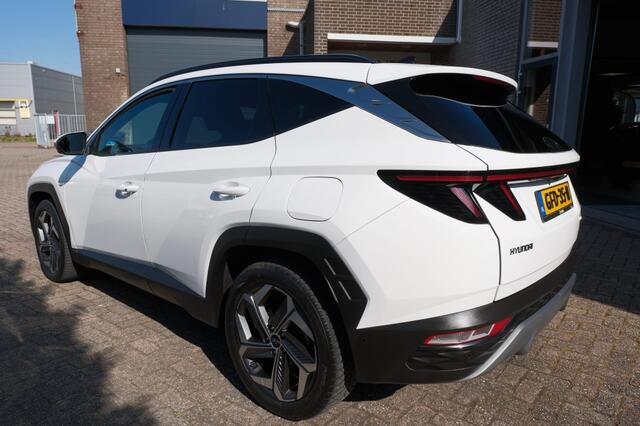 Hyundai TUCSON 1.6 T-GDI PHEV PrSky