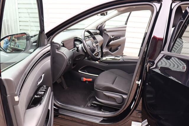 Hyundai TUCSON 1.6 T-GDI PHEV Comfort Smart 4WD O.a: Stoelverw, Stuurverw, Camera, Carplay, ACC, Etc. All-in prijs!
