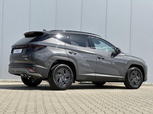 Hyundai TUCSON 1.6 T-GDI HEV Pure Edition / ¤ 45390,- Rijklaar / Stoel+Stuur Verwarming / Navigatie / Apple Carplay&Android Auto / Adaptive Cruise /