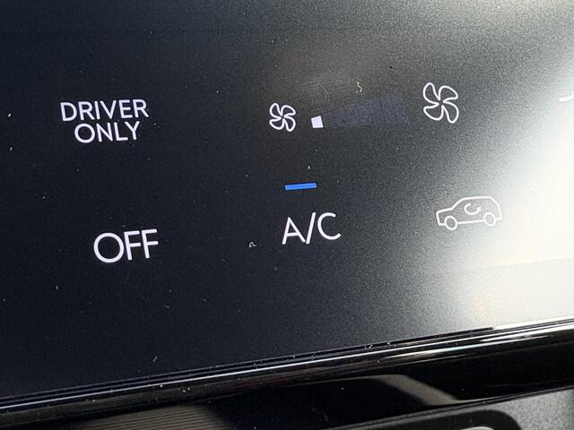 Hyundai TUCSON 1.6 T-GDI HEV Pure Edition / ¤ 45390,- Rijklaar / Stoel+Stuur Verwarming / Navigatie / Apple Carplay&Android Auto / Adaptive Cruise /