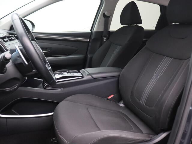 Hyundai TUCSON 1.6 T-GDI PHEV Comfort 4WD 265PK Aut. Trekhaak, Achteruitrijcamera, 19" LM Velgen, Elektr. Achterklep, Navi, Keyless, Side Assist