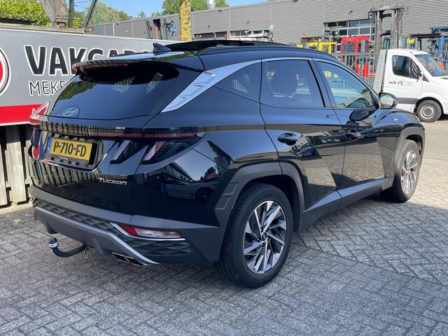 Hyundai TUCSON 1.6 T-GDI MHEV Comfort 17"/Panoramadak/Trekhaak/Keyless/Adaptieve cruise/Camera/Stoel + stuurverwarming
