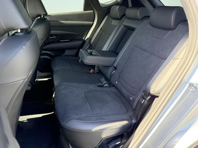 Hyundai TUCSON 1.6 T-GDI PHEV N Line Business / ¤4000 Voordeel / Stoelverwarming / Stuurverwarming / Climate Control / Adaptive Cruise Control / Achteruitrijcamera / Parkeersensoren Voor + Achter / KRELL Audio /