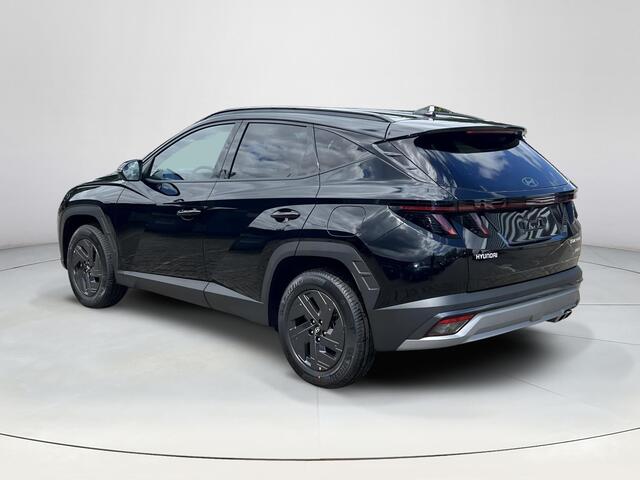 Hyundai TUCSON 1.6 T-GDI PHEV Pure Edition | Uit voorraad leverbaar! | Stoel en stuur verwarming | Navigatie| Zwarte 17 inch lichtmetalen wielen | Apple carplay | Android auto