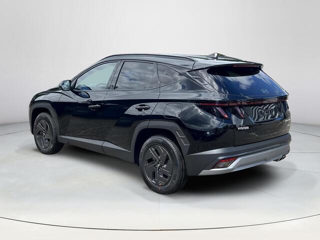 Hyundai TUCSON 1.6 T-GDI PHEV Pure Edition | Uit voorraad leverbaar! | Stoel en stuur verwarming | Navigatie| Zwarte 17 inch lichtmetalen wielen | Apple carplay | Android auto