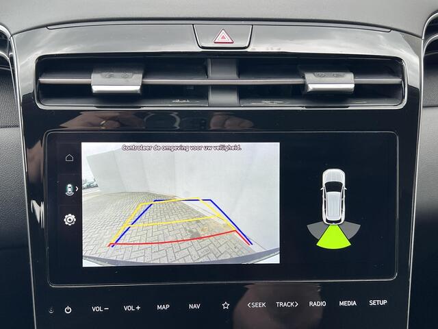 Hyundai TUCSON 1.6 T-GDI PHEV Comfort AWD / Dealer onderhouden / Accu SoH 100 % / Fabrieksgarantie tot 04-2028 / Navigatie / Stoelverwarming / Apple Carplay Android / 19" LM wielen /