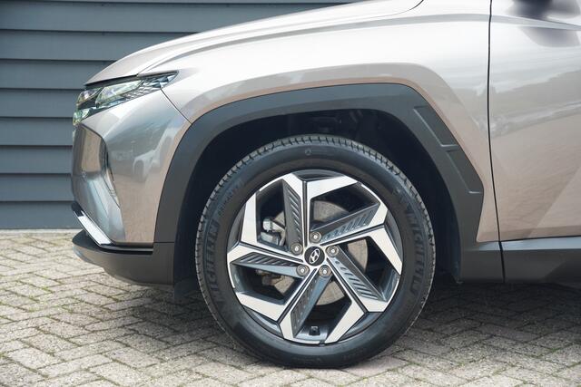 Hyundai TUCSON 1.6 T-GDI PHEV Comfort Smart 4WD - CAMERA - TREKHAAK - CARPLAY - KEYLESS -