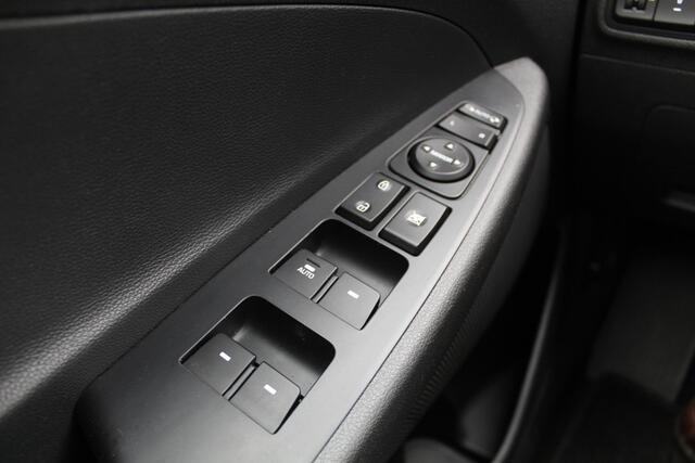 Hyundai TUCSON 1.6 GDi Comfort | Rijklaar | Trekhaak | Stoelverw. v+a | Navi | Sensoren v+a | Camera | Clima | Cruise