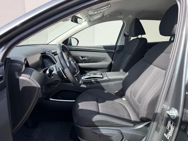 Hyundai TUCSON 1.6 T-GDI PHEV Comfort Smart 4WD / Fabrieksgarantie tot 4-2027 / Volledig Onderhouden / Stoel & Stuurwiel Verwarming / Adaptieve Cruise / Dodehoek Detectie / Elektr. Achterklep / Apple Carplay & Android Auto / DAB /