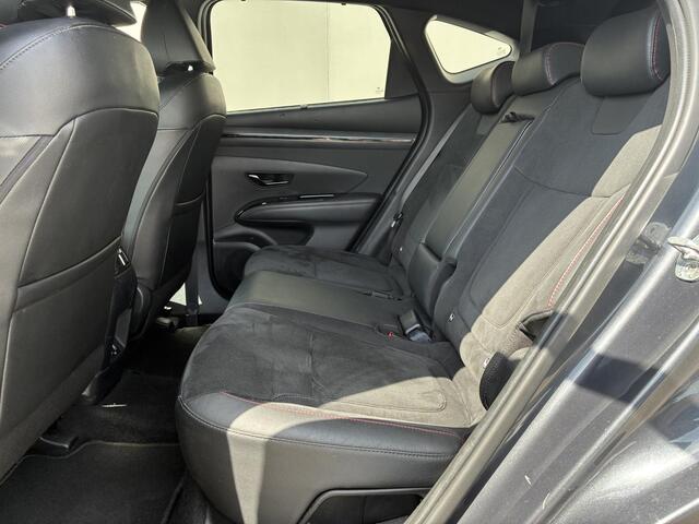 Hyundai TUCSON 1.6 T-GDI PHEV N Line 4WD / Fabrieksgarantie t/m 04-2027 / Dealer Onderhouden / Stoel-/Stuurverwarming / Achteruitrijcamera / Navigatie / Apple Carplay/Android Auto / Adaptieve Cruise Control /