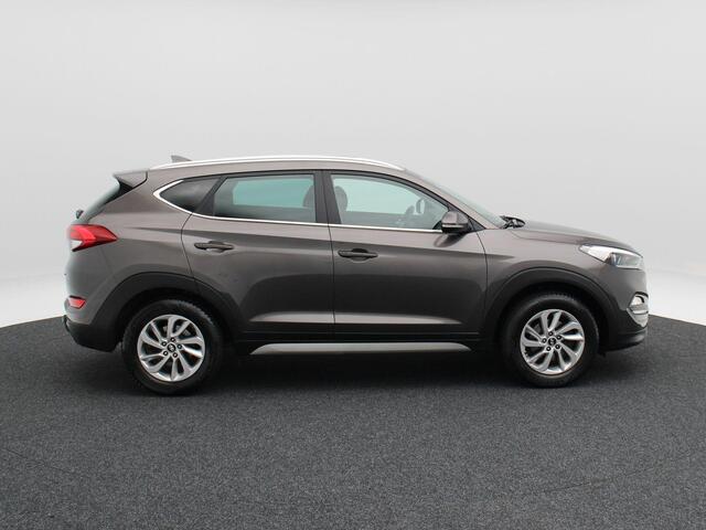 Hyundai TUCSON 1.6 GDi 132Pk Comfort | Stoelverwarming | Trekhaak | Camera | Cruise Control | CarPlay | Climatronic | 17 Inch