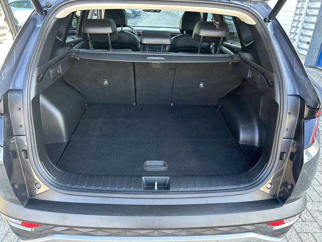 Hyundai TUCSON 1.6 T-GDI PHEV Premium Sky 4WD | Panoramisch schuif/kantel dak | Apple Carplay/Android Auto | Stoelverwarming/verkoeling | Elektrische achterklep | Elektrische verstelbare stoelen met geheugen |