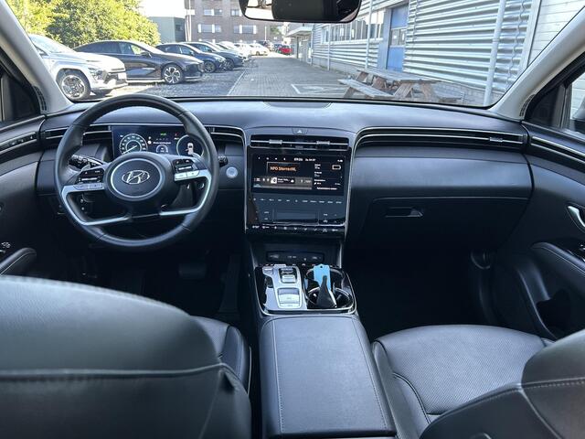 Hyundai TUCSON 1.6 T-GDI PHEV Premium Sky 4WD | Panoramisch schuif/kantel dak | Apple Carplay/Android Auto | Stoelverwarming/verkoeling | Elektrische achterklep | Elektrische verstelbare stoelen met geheugen |