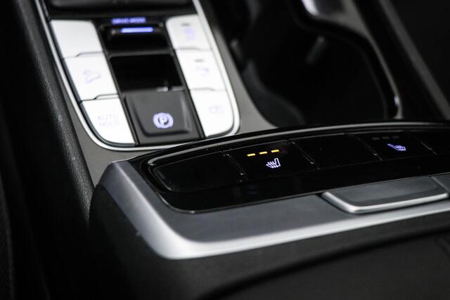 Hyundai TUCSON 1.6 T-GDI MHEV Comfort Smart | LED | STOELVERWARMING | DAB | APPLE | CAMERA | TREKHAAK