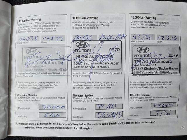 Hyundai TUCSON 1.6 T-GDI PHEV Comfort 4WD / Dealer onderhouden / Fabrieksgarantie tot 05-2027 / All season banden / Stuur- & Stoelverwarming / Trekgewicht 1350 kg / Elektrische achterklep / Achteruitrijcamera / Apple Carplay Android Auto /