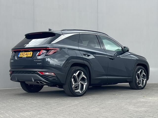 Hyundai TUCSON 1.6 T-GDI PHEV Comfort Smart Sky 4WD / Dealer onderhouden / SoH accu 100 % / Panorama schuifdak / 1.350 kg trekgewicht / Navigatie / Apple Carplay Android / Stuur- en stoelverwarming / 19"LM wielen /