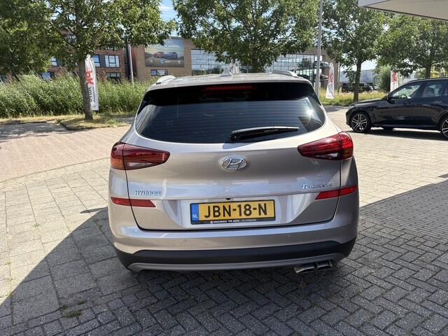 Hyundai TUCSON 1.6 T-GDI Comfort | Navi | Trekhaak | Cruise | 51.721 km Dealeronderhouden
