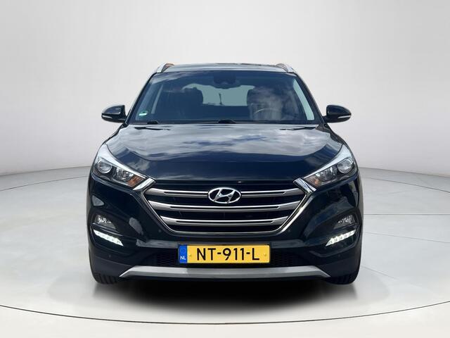 Hyundai TUCSON 1.6 GDi Go! Cruise Control | Navigatie | Bluetooth | Afneembare Trekhaak |Stoel Verwarming | Achterbank Verwarming | Lane Assist | Lichtmetalen Velgen | Dealer Onderhouden |